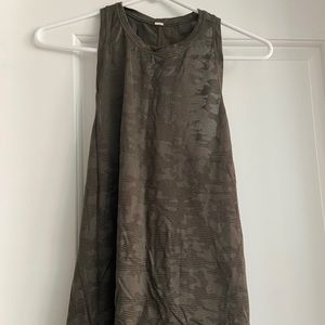 Lululemon army print open back/tie tank